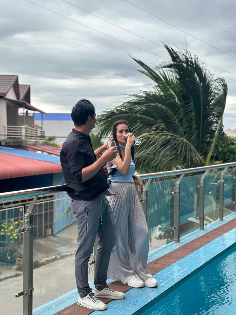 City Comfort Hotel Phnom Penh Airport Екстериор снимка