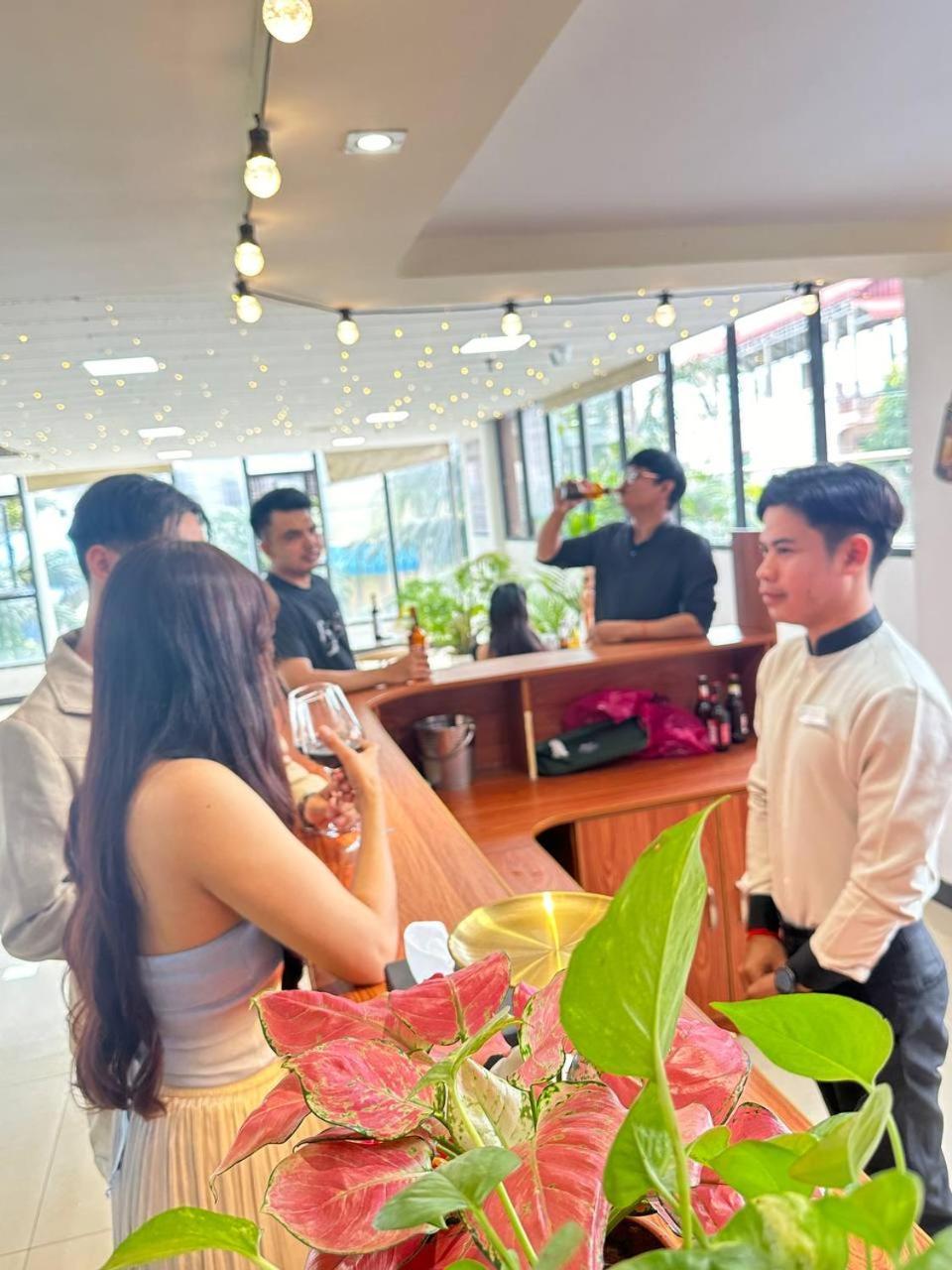 City Comfort Hotel Phnom Penh Airport Екстериор снимка