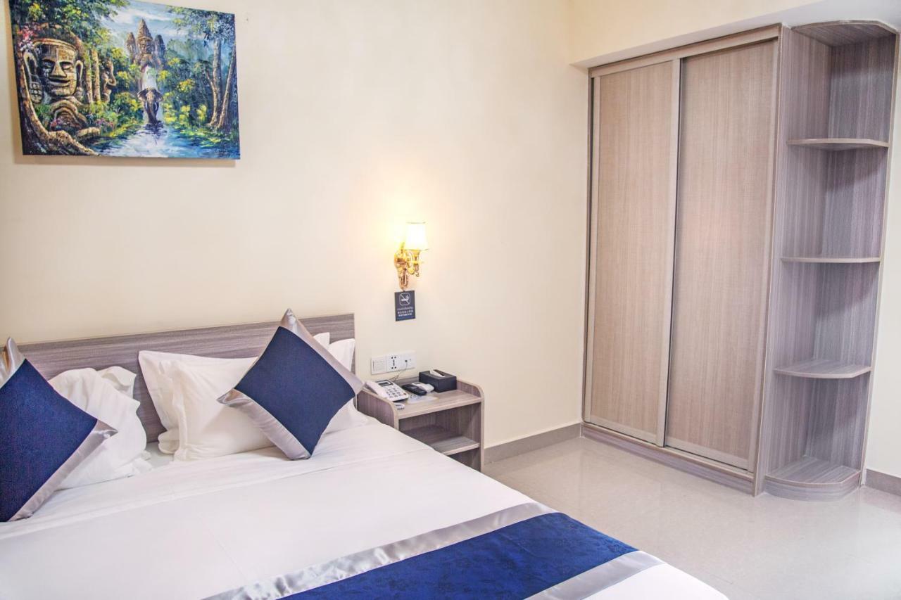 City Comfort Hotel Phnom Penh Airport Екстериор снимка