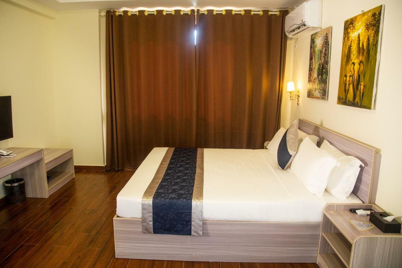 City Comfort Hotel Phnom Penh Airport Екстериор снимка