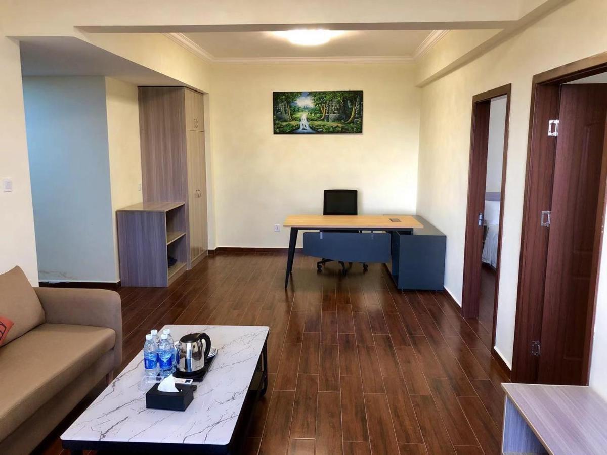 City Comfort Hotel Phnom Penh Airport Екстериор снимка